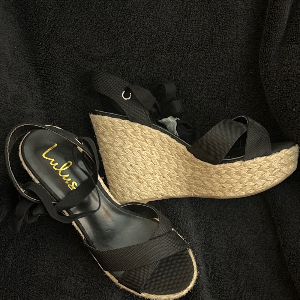 Lulu's Black and Tan Wedge Sandals